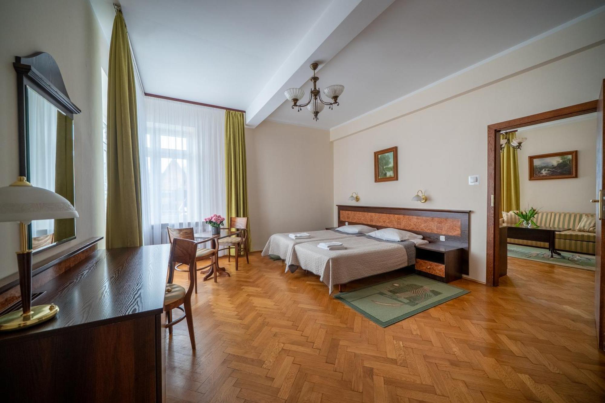 Zespół Dolina Białego - Pan Tadeusz 3* Zakopane